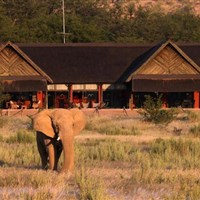 Hobatere Lodge 4* - Namibie_Hobatare Lodge - ckmarcopolo.cz