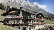 Almhotel Kopphütte *** - léto 2021