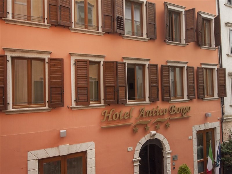 Hotel Antico Borgo****