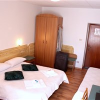 Albergo Varone - ckmarcopolo.cz