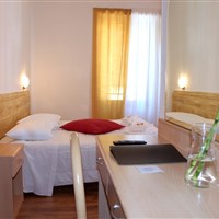 Albergo Varone - ckmarcopolo.cz