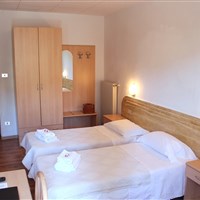 Albergo Varone - ckmarcopolo.cz