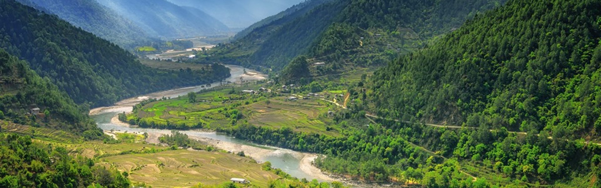 Bhútán - poslední Shangri La - 