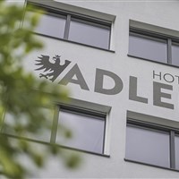 Hotel Adler (léto/Sommer) - ckmarcopolo.cz