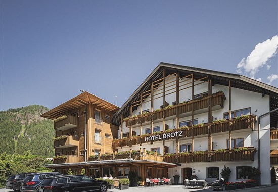 Hotel Brötz - Dolomity - 