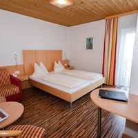 Hotel Steindl (W) - ckmarcopolo.cz