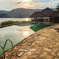 BirdNest Resort - Uganda_Lake Bunyonyi_Bird’s Nest Resort_ - ckmarcopolo.cz