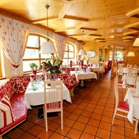 Hotel Kolmhof (S) - ckmarcopolo.cz