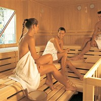 Gartenhotel CRYSTAL (S) - ckmarcopolo.cz