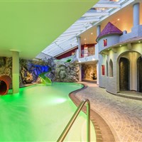 Hotel Schneeberg Family Spa Resort - ckmarcopolo.cz