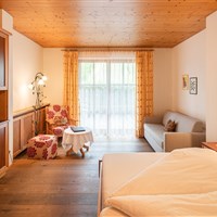Hotel Krimmlerfälle (W) - ckmarcopolo.cz