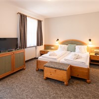 Hotel Krimmlerfälle (W) - ckmarcopolo.cz