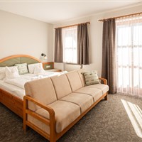 Hotel Krimmlerfälle (W) - ckmarcopolo.cz