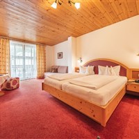 Hotel Krimmlerfälle (W) - ckmarcopolo.cz
